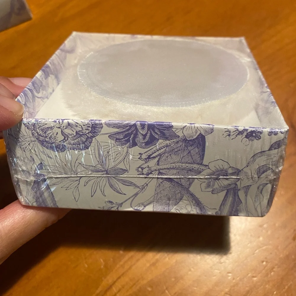 Lavender Chamomile Shea Butter Soap Set & Dusting Powder - Picture 7 of 16